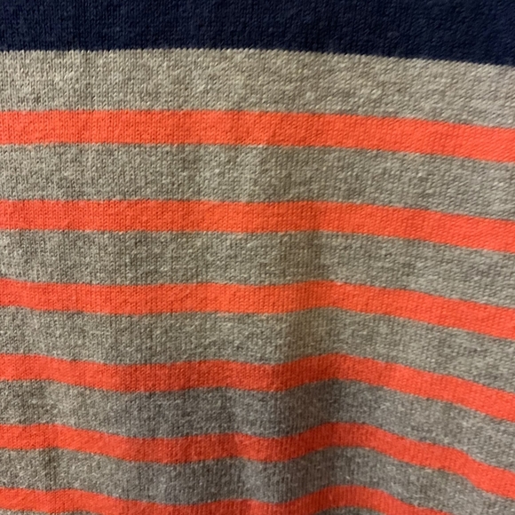 Women's Gap Sweater - Picture 6 of 6